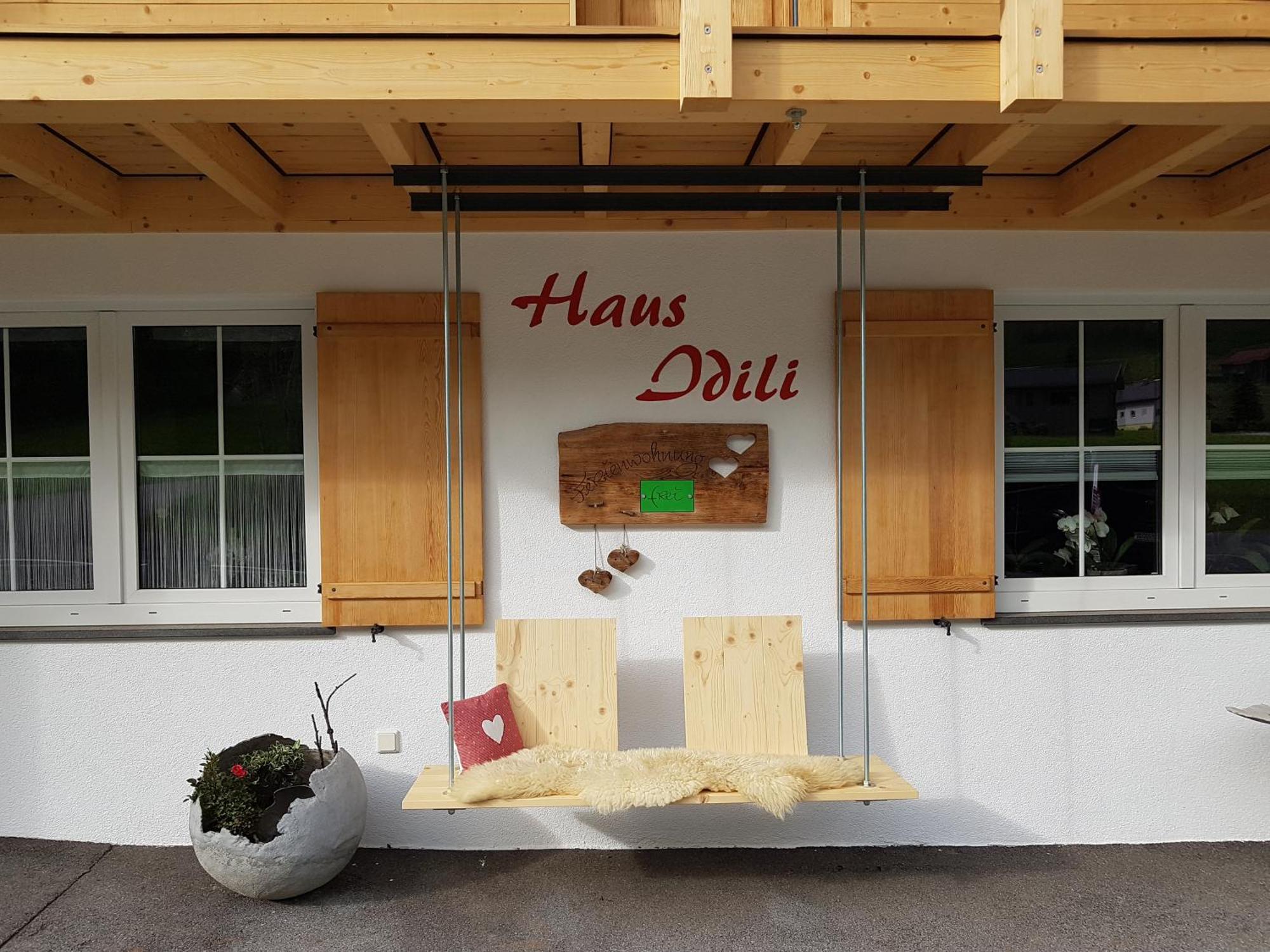 Haus Idili Apartment ซังคท์กัลเลนเคียร์ช ภายนอก รูปภาพ